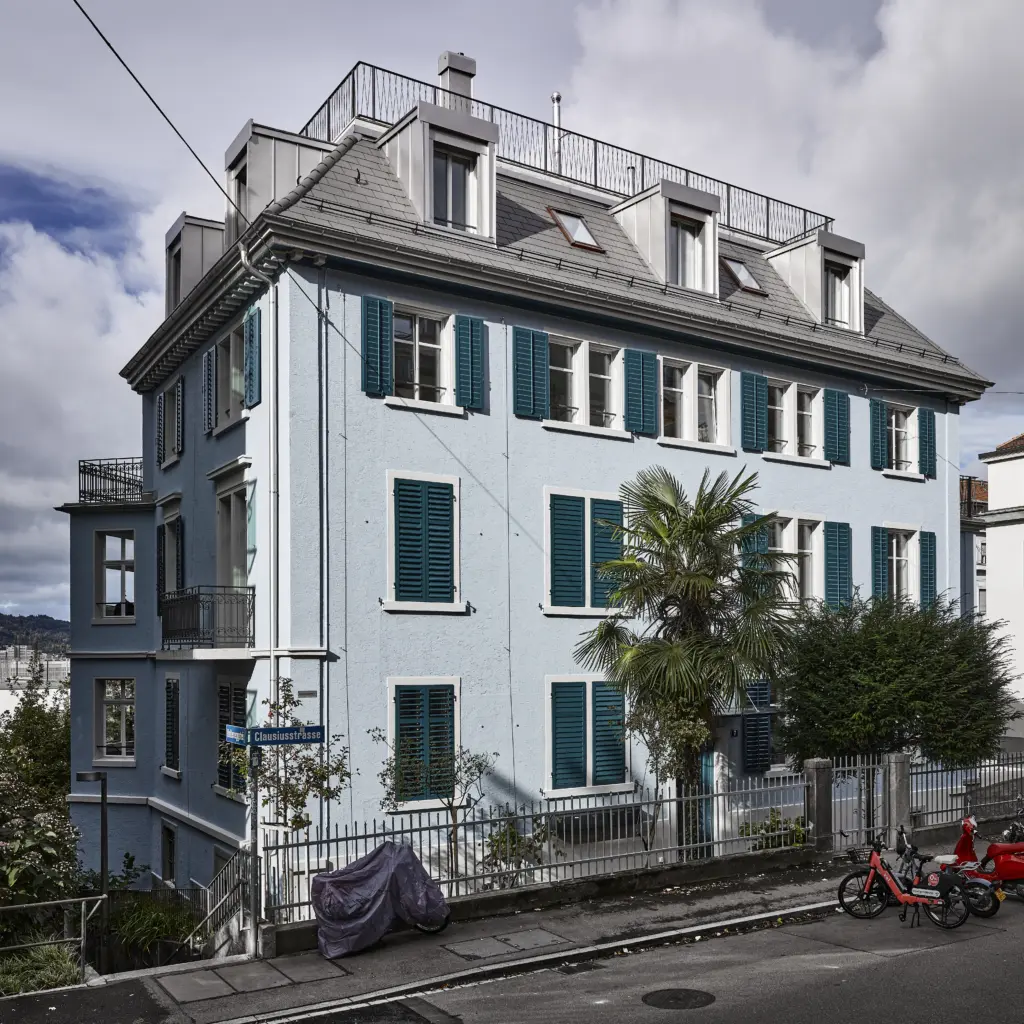 Sanierung + Dachausbau MFH Haldeneggsteig 8006 Zürich